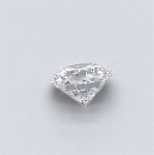 0.33-Carat Round Shape Lab Grown Diamond