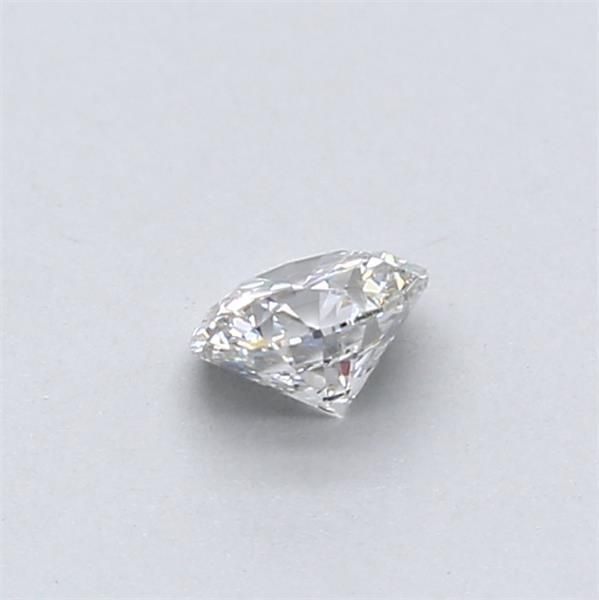 0.3-Carat Round Shape Lab Grown Diamond