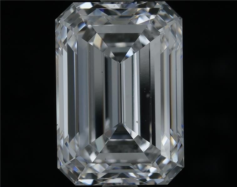 3.60-CARAT Emerald DIAMOND