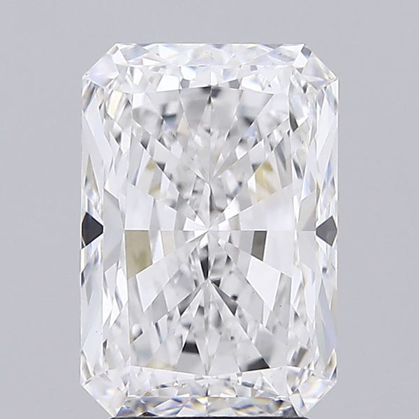 4.24-CARAT Radiant DIAMOND