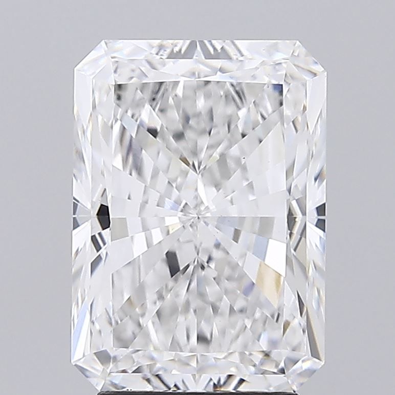 3.81-CARAT Radiant DIAMOND