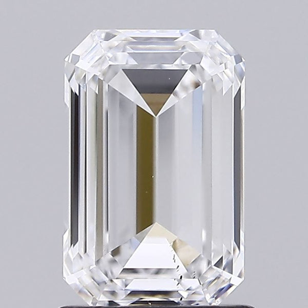 1.50-CARAT Emerald DIAMOND