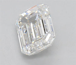 1.74-CARAT Emerald DIAMOND