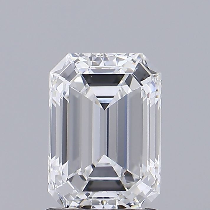 1.52-CARAT Emerald DIAMOND