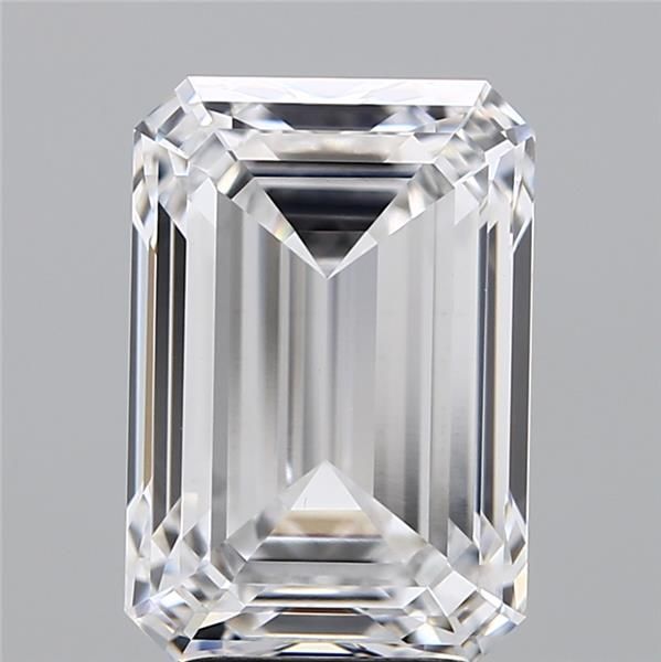 4.82-CARAT Emerald DIAMOND