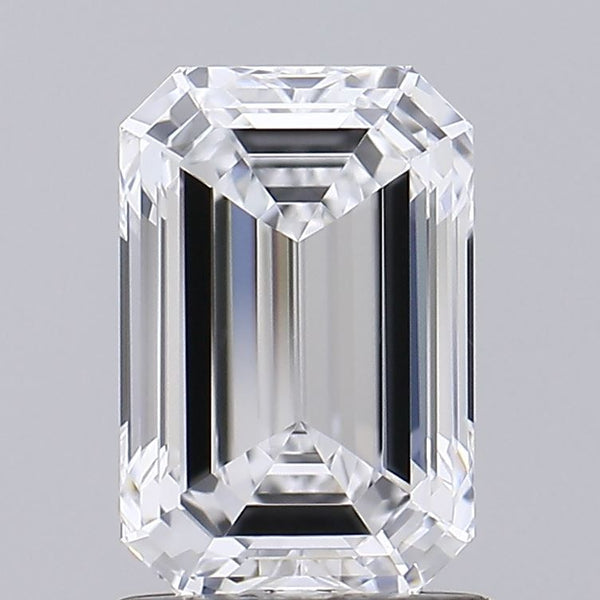 1.55-CARAT Emerald DIAMOND