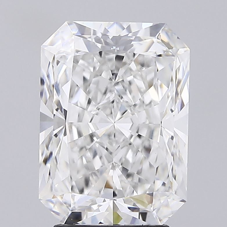 3.53-CARAT Radiant DIAMOND