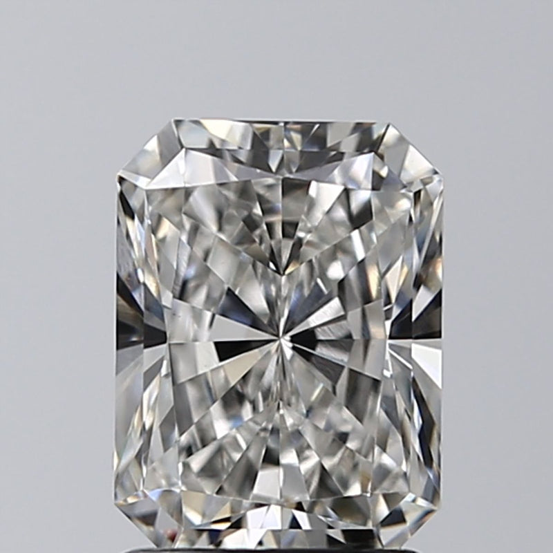 1.70-CARAT Radiant DIAMOND