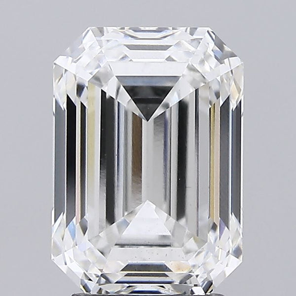 3.66-CARAT Emerald DIAMOND