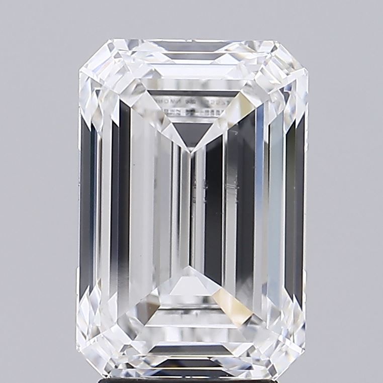 4.51-CARAT Emerald DIAMOND