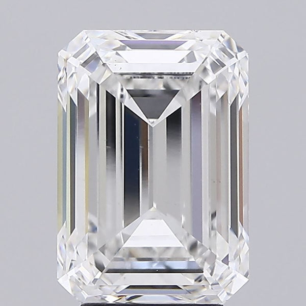 4.71-CARAT Emerald DIAMOND