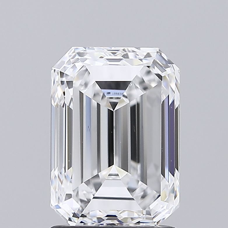 2.01-CARAT Emerald DIAMOND