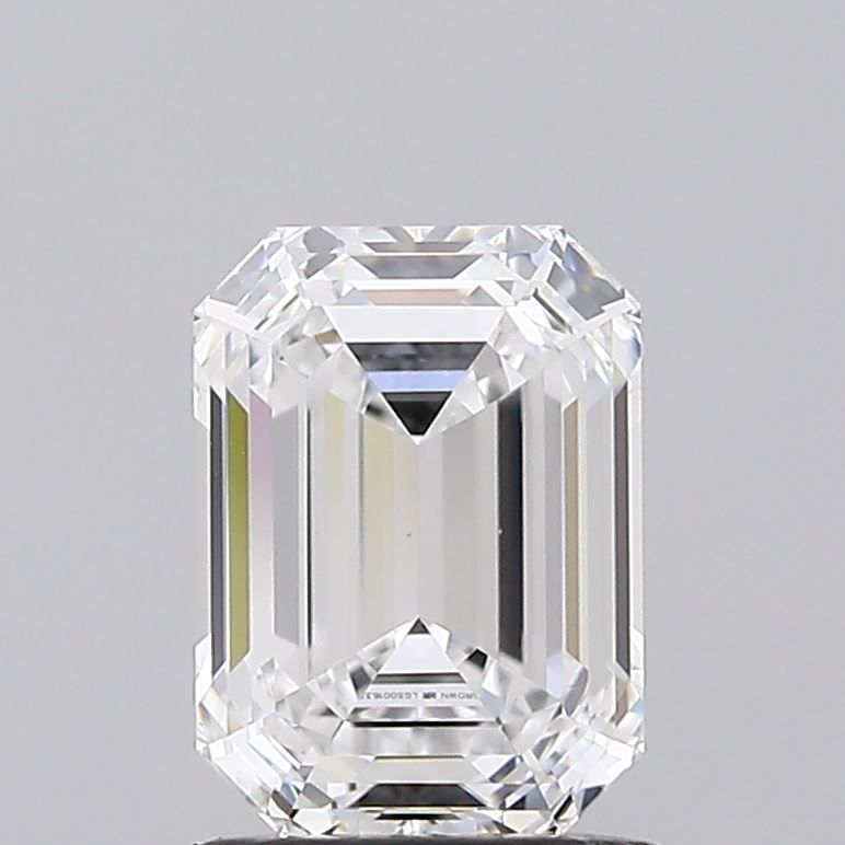1.59-CARAT Emerald DIAMOND