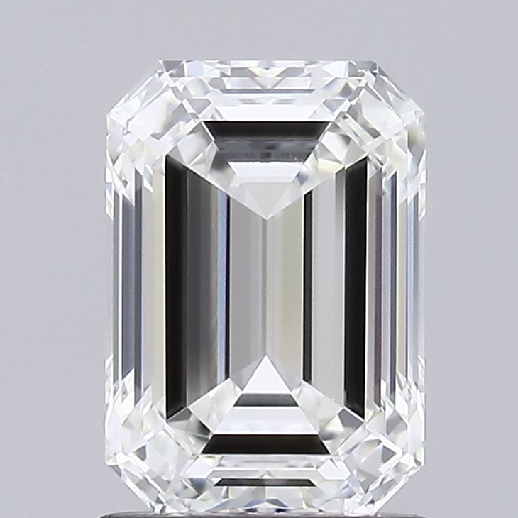 1.52-CARAT Emerald DIAMOND