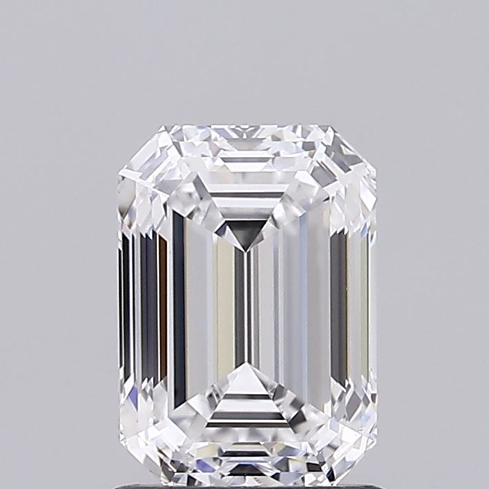 1.56-CARAT Emerald DIAMOND