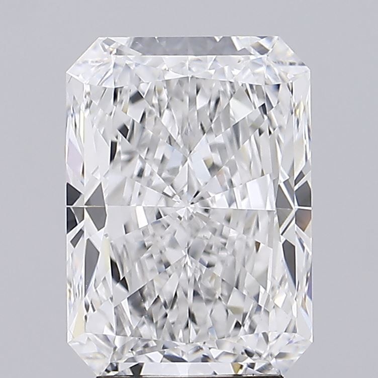 3.80-CARAT Radiant DIAMOND