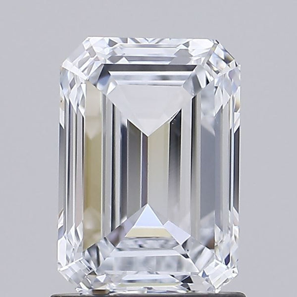 1.50-CARAT Emerald DIAMOND