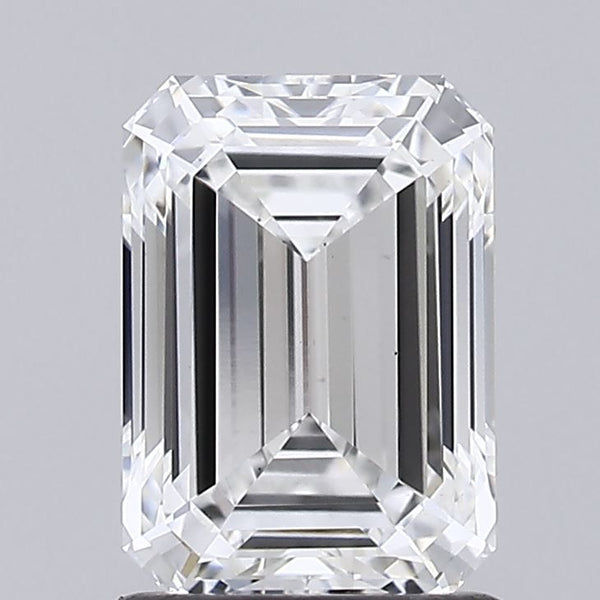 1.40-CARAT Emerald DIAMOND