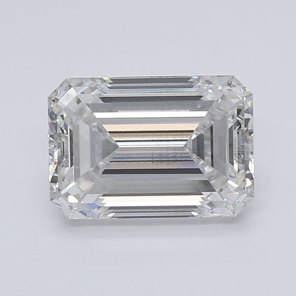 3.72-CARAT Emerald DIAMOND