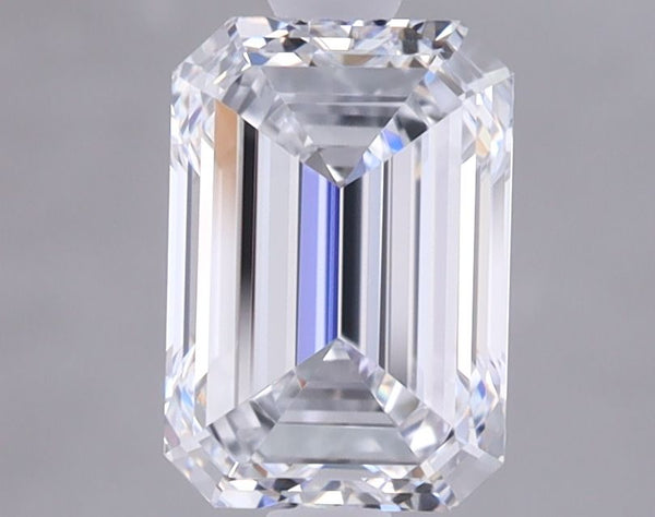 1.50-CARAT Emerald DIAMOND