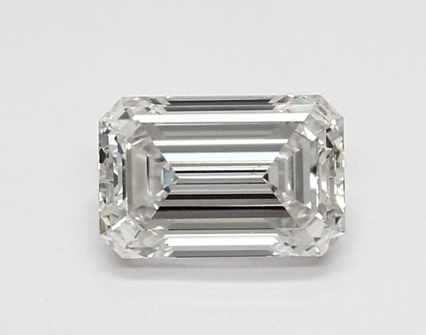 1.32-CARAT Emerald DIAMOND