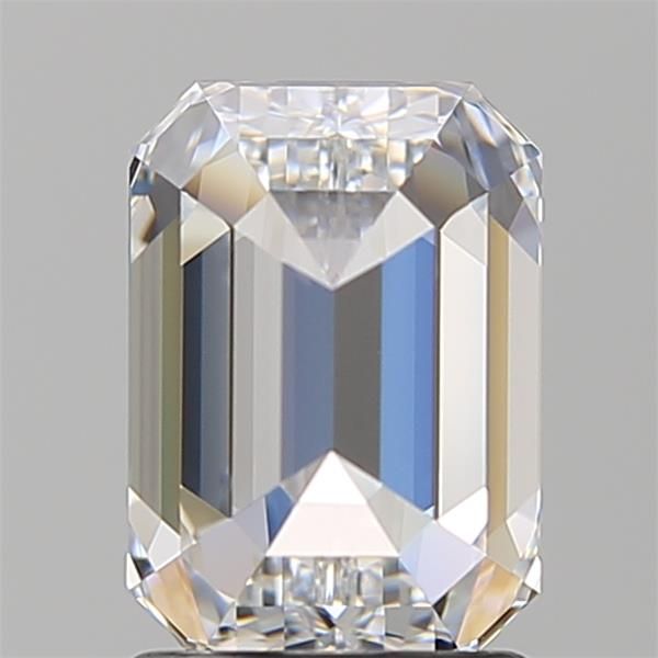 1.73-CARAT Emerald DIAMOND