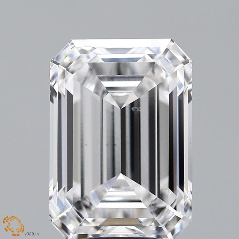 4.62-CARAT Emerald DIAMOND