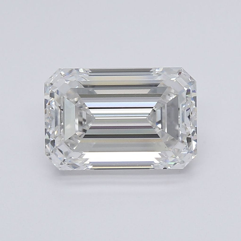 3.81-CARAT Emerald DIAMOND